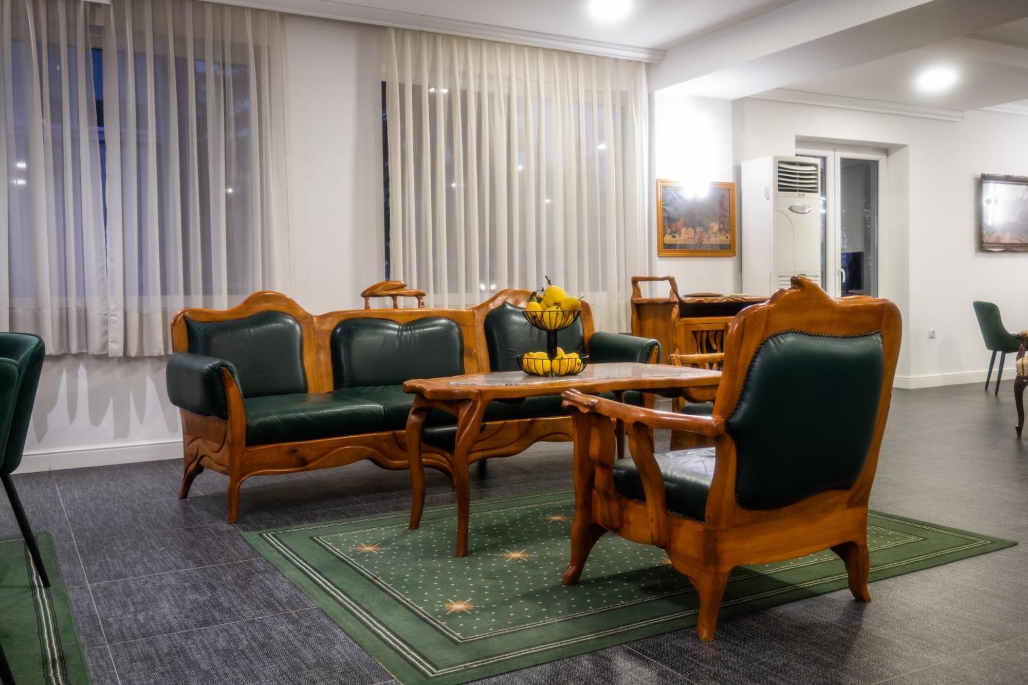 Hotel Mio City Kula Eksteriør bilde
