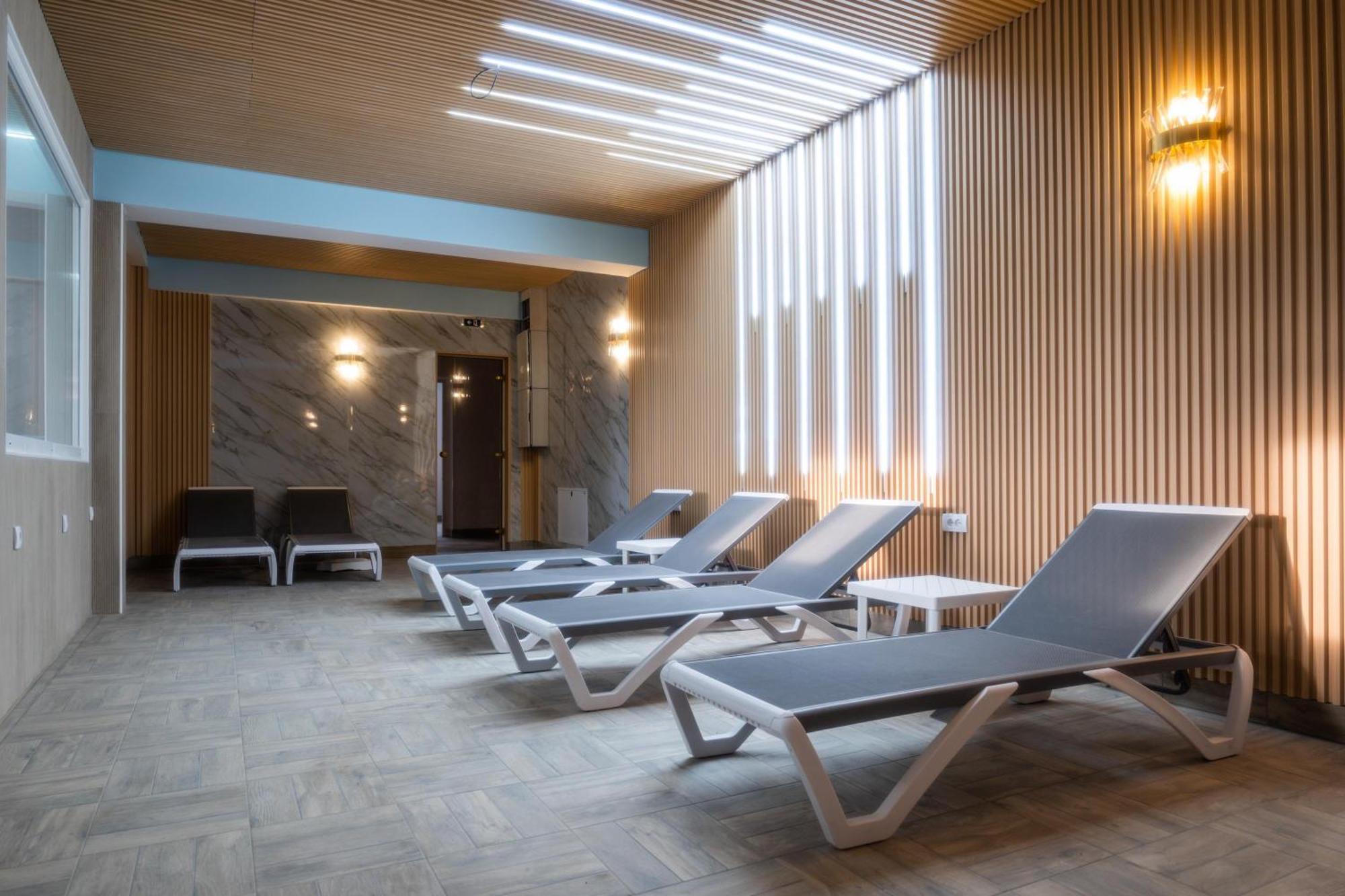 Hotel Mio City Kula Eksteriør bilde