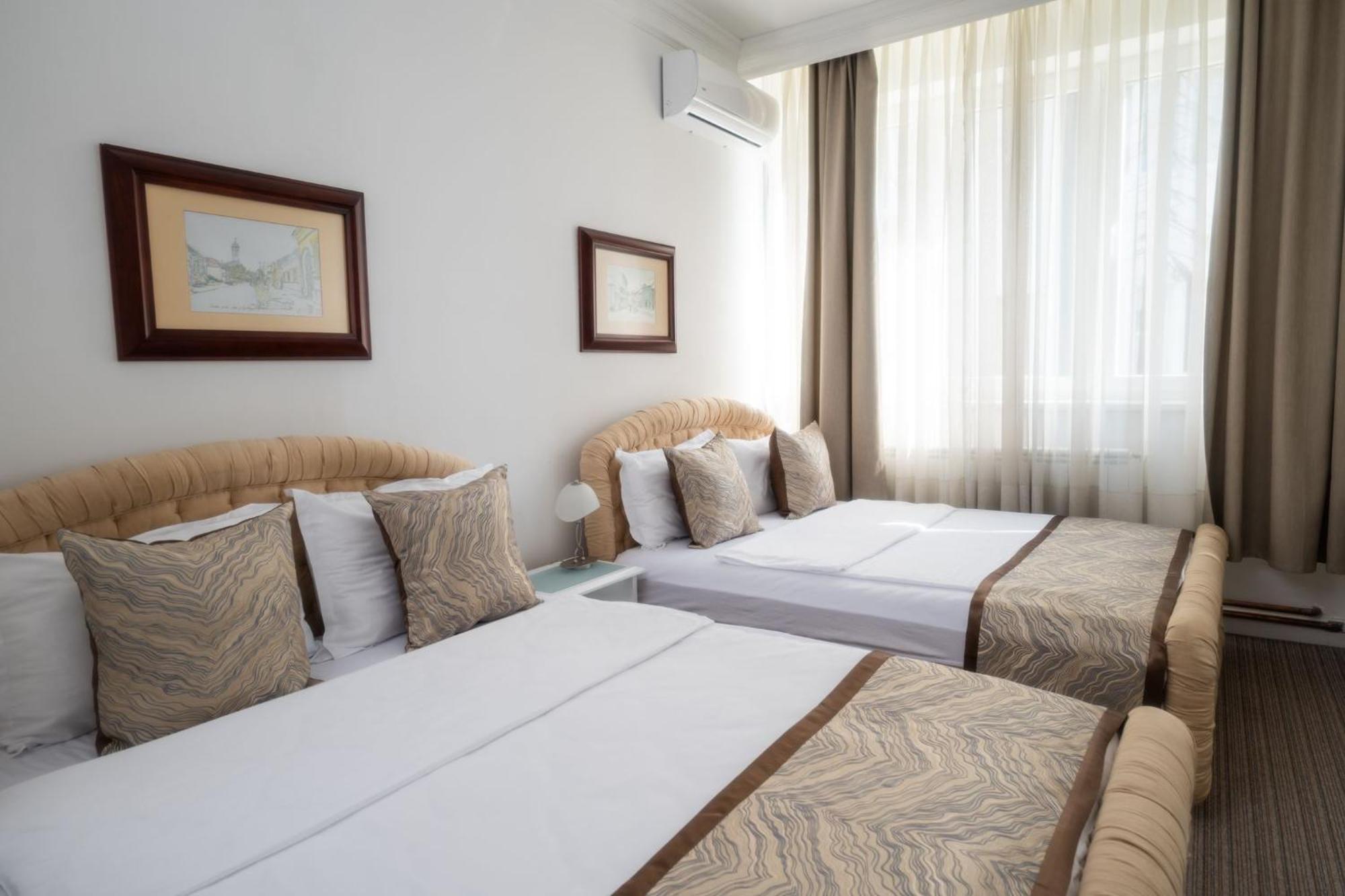 Hotel Mio City Kula Eksteriør bilde