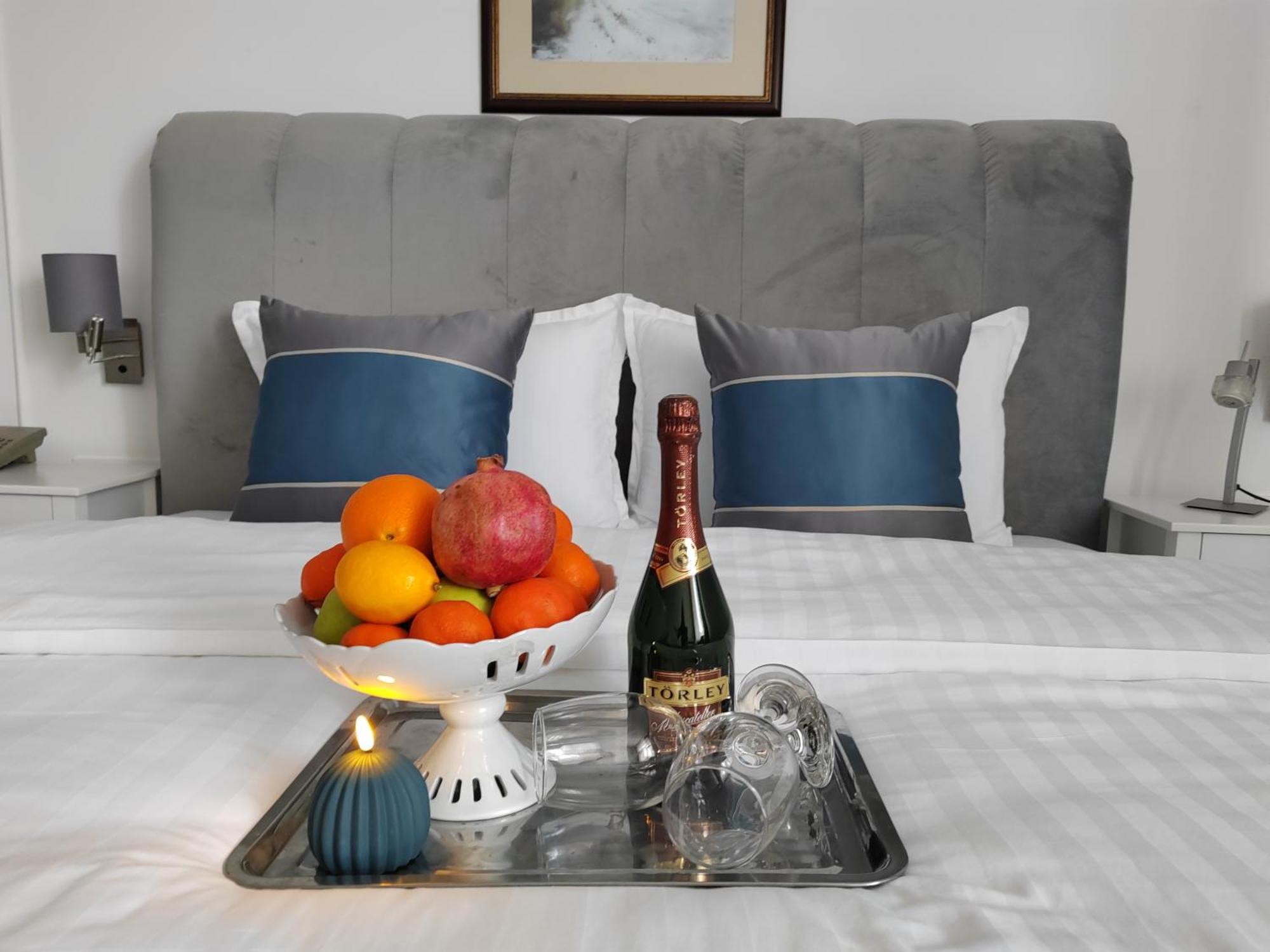 Hotel Mio City Kula Eksteriør bilde