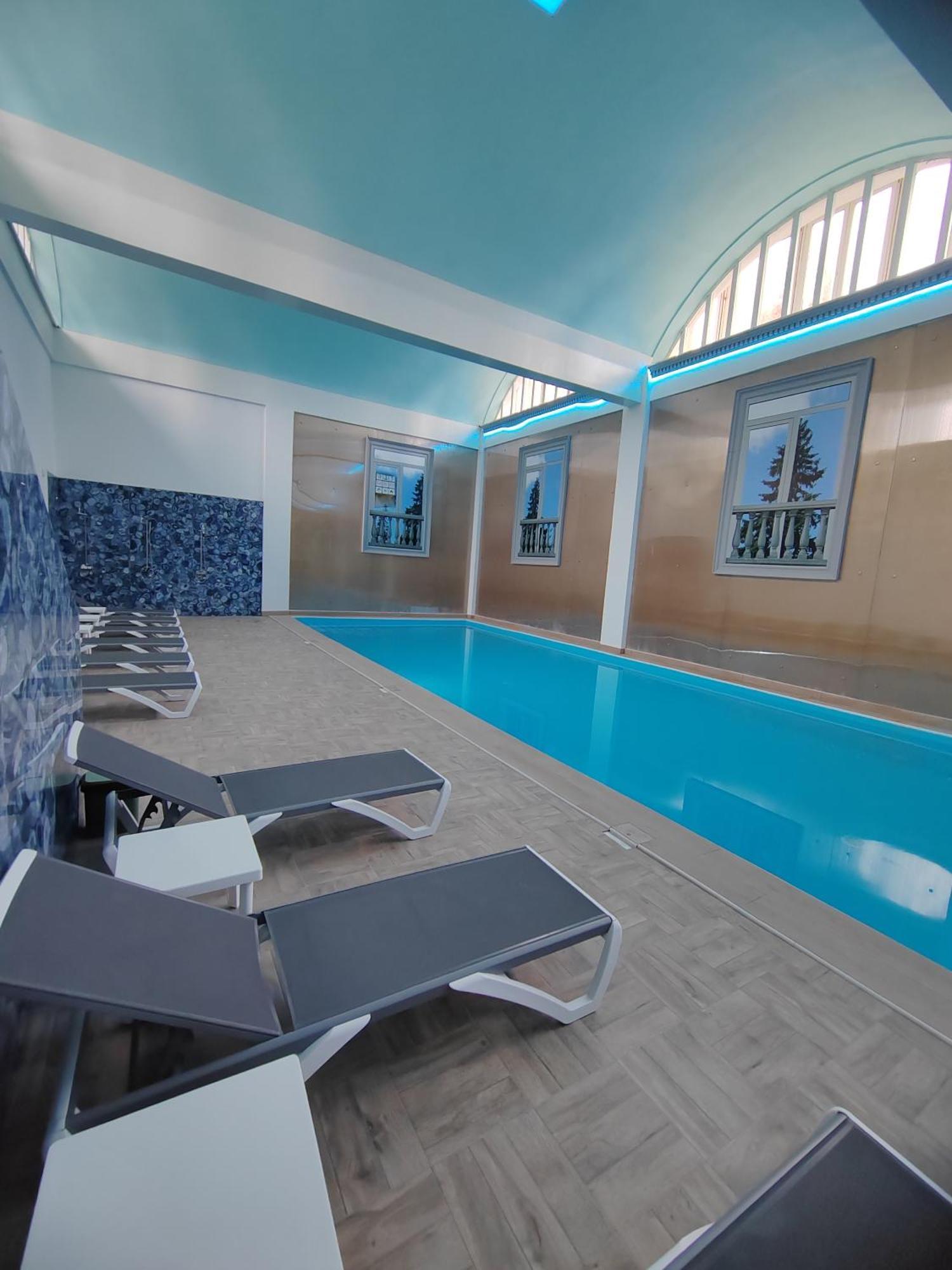 Hotel Mio City Kula Eksteriør bilde